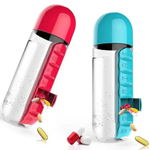 2 az 1-ben kreatív vizes palack pirulával