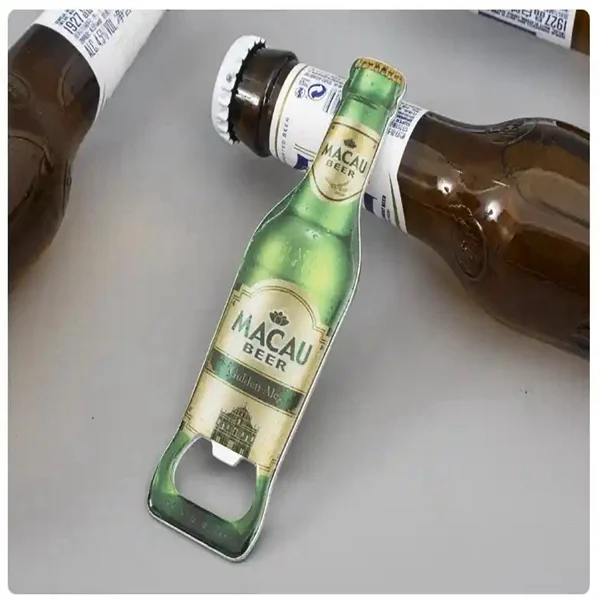 Apribottiglie a forma di bottiglia